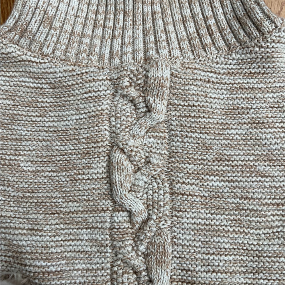 GAP Sweater - Picture 3 of 5